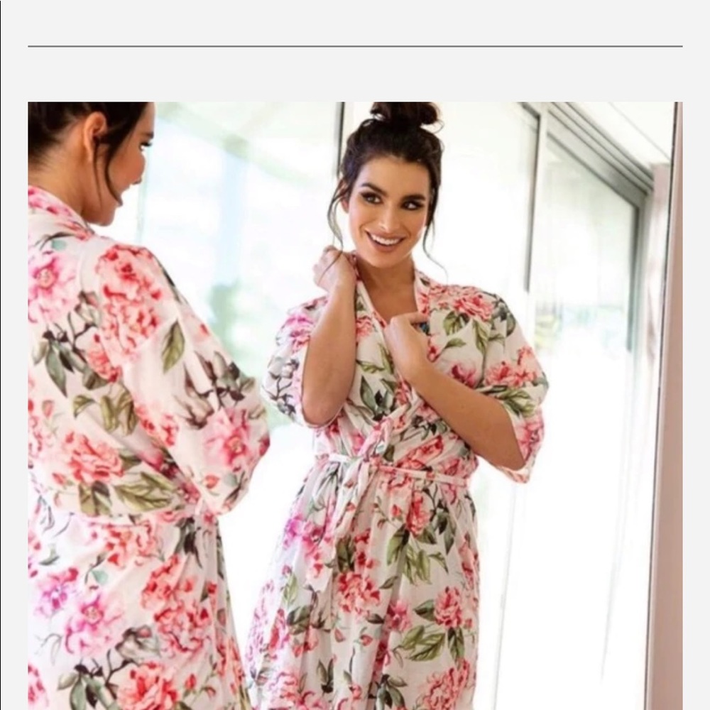 Show Me Your MuMu Floral Robe - Pink and White